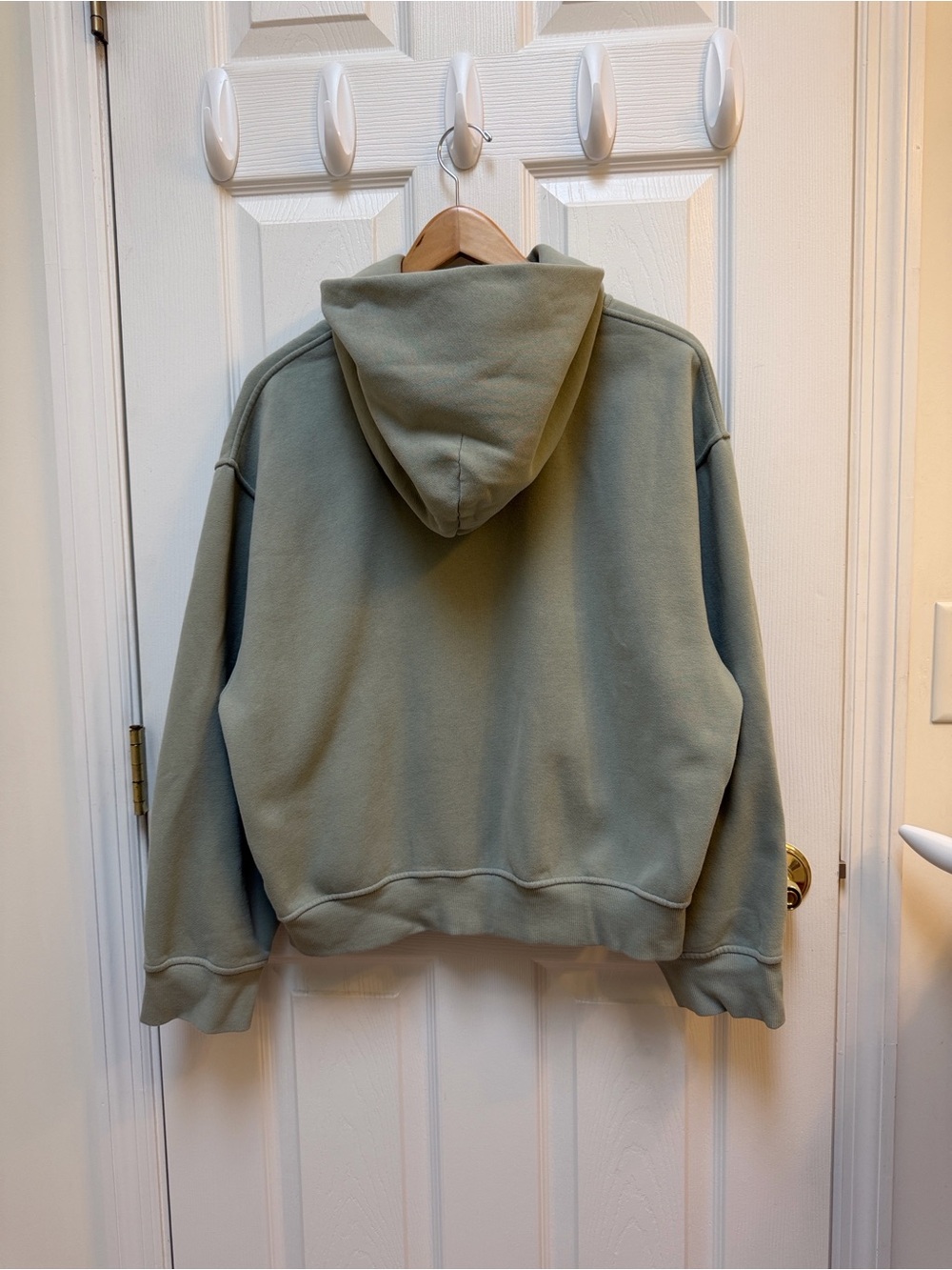 Lululemon Steady State Hoodie Fog Green - Medium - Picture 4 of 6